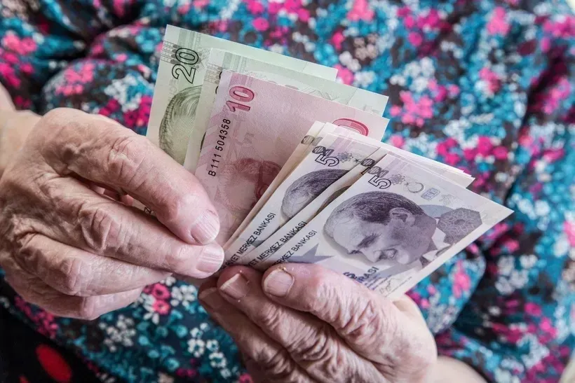 Emekliye Ekim Zammi Belli Oldu 4 14 Grkj