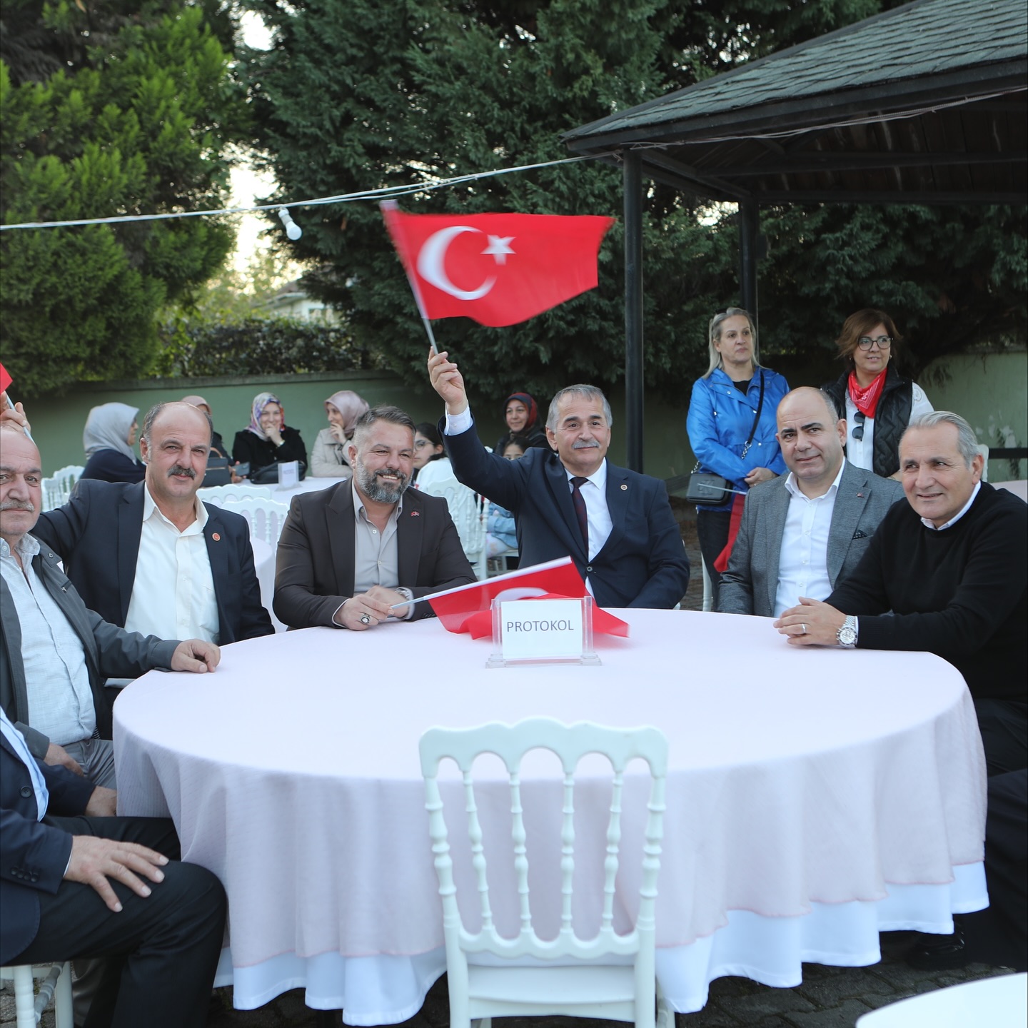 572733408 18172531204363573 7139975651176900948 N