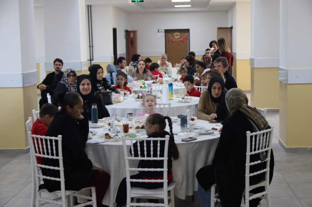 594072842 1430631612398400 748371210906167206 N 1024X682