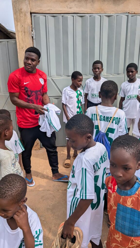 598904724 26236900452565993 3824514941392549465 N 576X1024