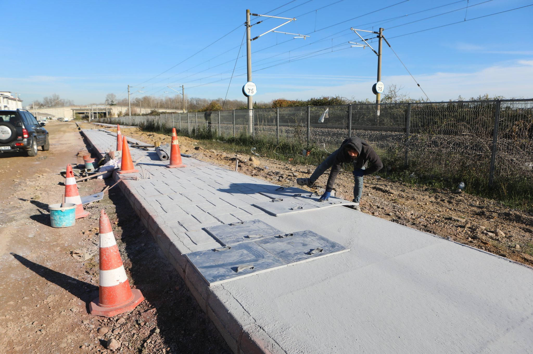 601864698 1181063457522315 1438439781354407259 N