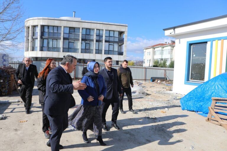 622520469 18181773268363573 8313348488153834946 N 768X511