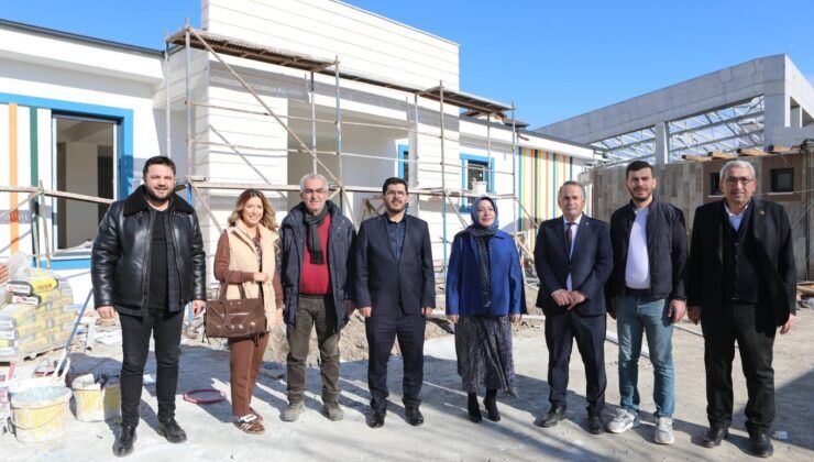 624773389 18181773265363573 1602422218292703872 N 740X420