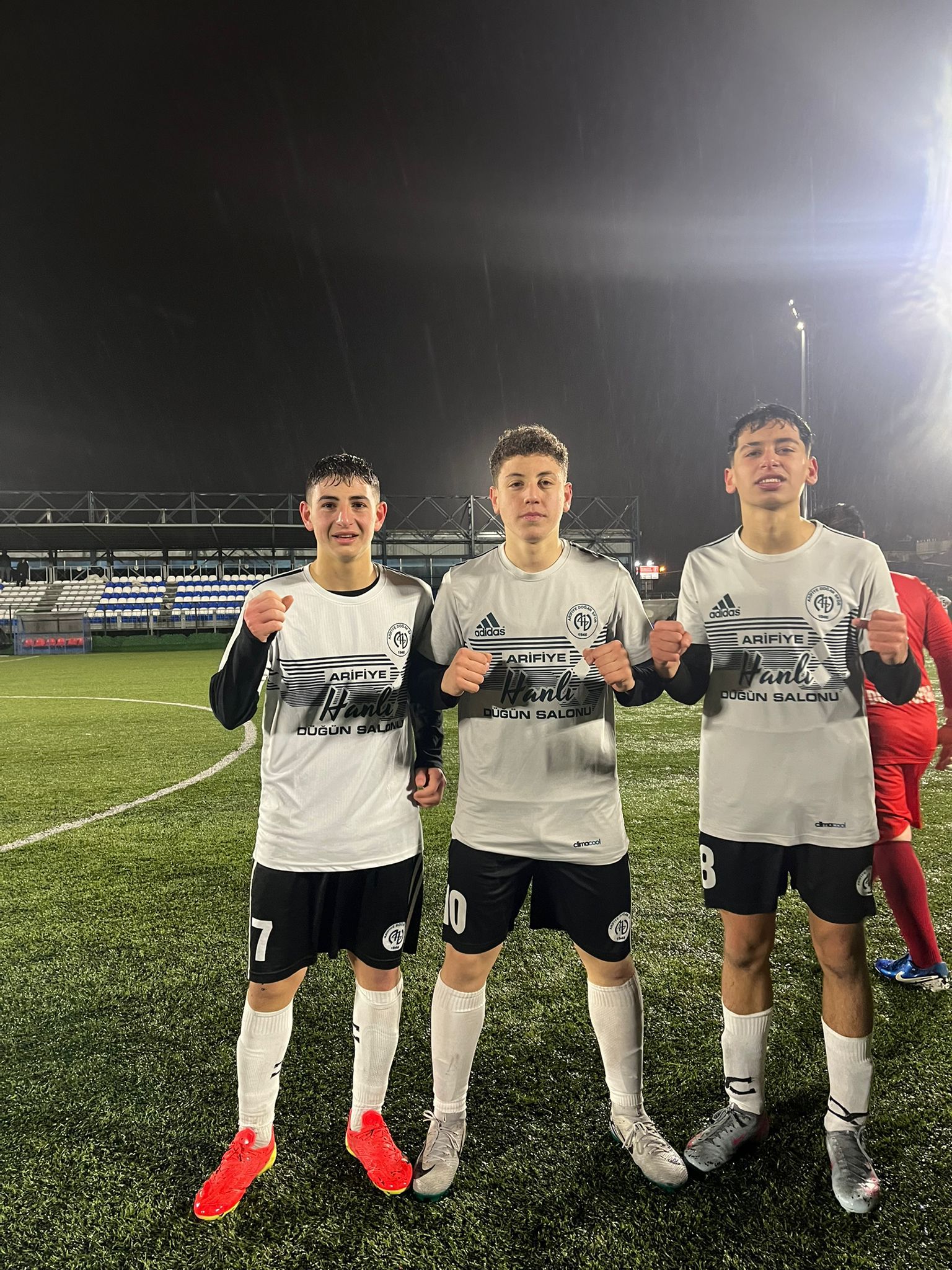 Whatsapp Image 2026 01 17 At 00.27.58 (1)