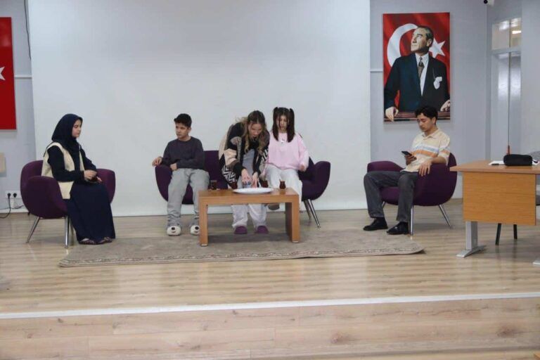 2D66D796F0C66204B251115A1A1F70A6 768X512