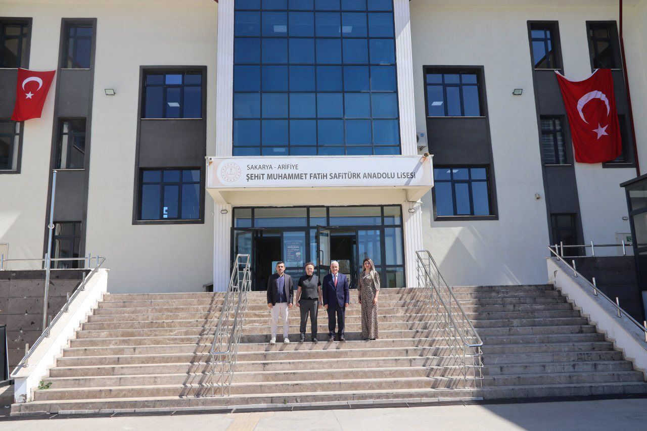 676598041 1549828937145333 1145392209619160377 N