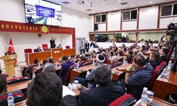 Büyükşehir Kasım Ayı Olağan Meclis Toplantısı, meclis binasında gerçekleştirildi.