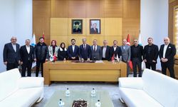 Büyükşehir Belediye Başkanı Yusuf Alemdar'ı ziyaret ettiler.