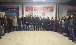 AK Parti Arifiye'den MHP Arifiye İlçe Teşkilatına ziyaret