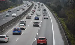 Bayram tatili bitti! Sakarya geçişinde trafik yoğun!