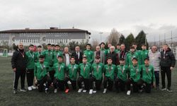 Sakarya Şampiyonu Arifiye Doğanspor U16’ya kupa merasimi
