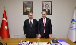 Başkan Karakullukçu, Büyükşehir Belediye Başkanı Yusuf Alemdar'ı ziyaret etti