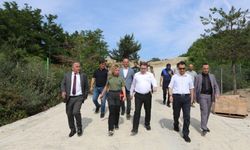 Sokak hayvanları barınağını ziyaret ettiler