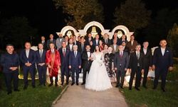 Arifiye’de Mutluluğa Atılan İmza: Karakullukçu ve Duran Ailelerinin Mutlu Günü