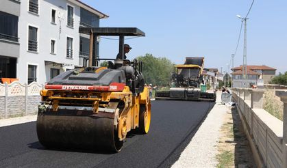 Arifiye Belediyesi Asfalt Çalışmalarını Sürdürüyor