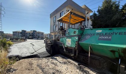 Arifiye Belediyesi  Asfalt Çalışmalarına Arifbey Mahallesinde devam ediyor...