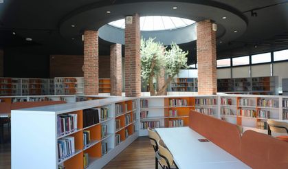 Başkan Karakullukçu Müjdeyi Verdi.. Arifiye İlçe Kütüphanesi Pazartesi Açılıyor!