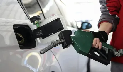Pompaya da yansıyacak! Benzine indirim geliyor