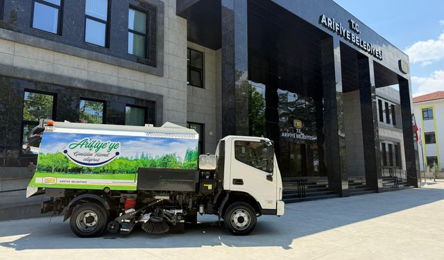 Arifiye Belediyesinin Temizlik Hizmeti Atlas’la Güçleniyor