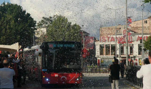 Sakarya'da yeni dönem; Metrobüs seferleri başladı