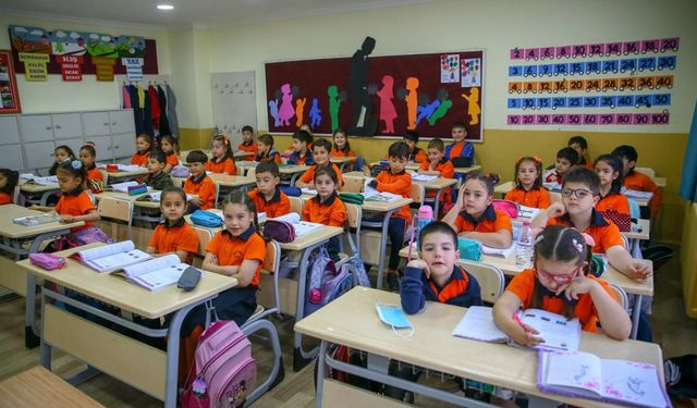 1. sınıflar yarın uyum haftasıyla okula başlıyor