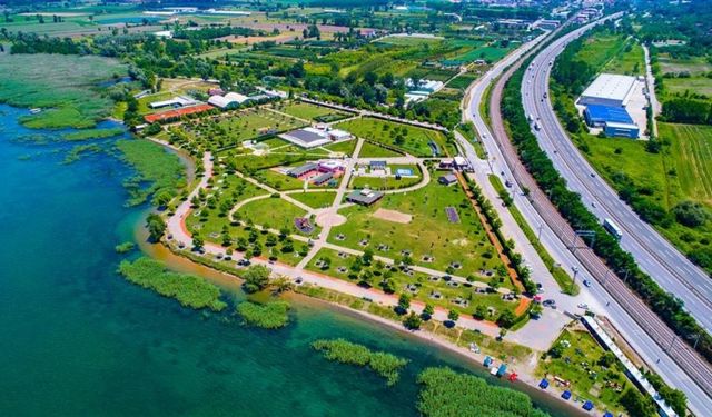 Diriliş Postası’nda ”Hafta sonu kaçamağı için doğru adres: Arifiye” haberi