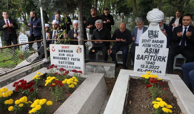 Görevi başında şehit edilmişti: Kaymakam Safitürk Arifiye'deki mezarı başında anıldı