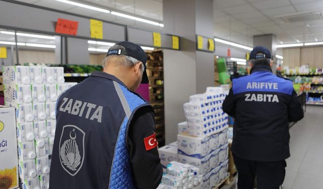 Arifiye Zabıtasından Ramazan Öncesi Marketlere Sıkı Denetim