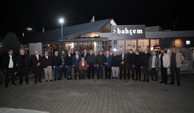 Başkan Karakullukçu, Arifiyeli Muhtarlarla iftarda buluştu