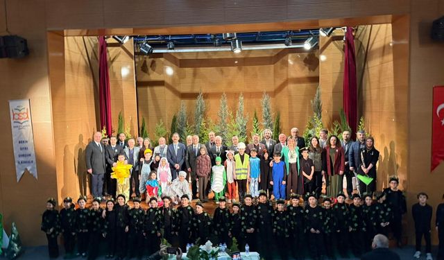 Arifiye’de Orman Haftası Programı Gerçekleştirildi: Öğrencilerden Anlamlı Tiyatro Gösterisi