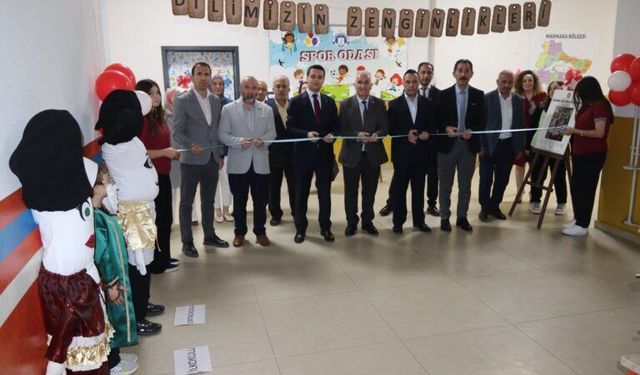 Dilimizin Zenginlikleri Projesi Yıl Sonu Sergisi ve Tiyatro Gösterisi Gerçekleştirildi