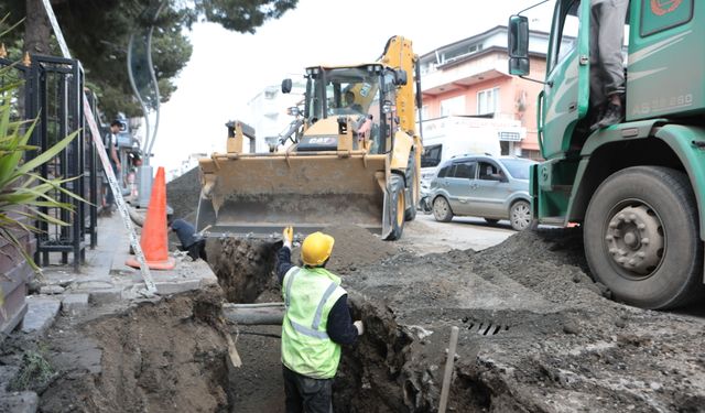 Arifiye Atatürk Caddesi’nde Altyapı Çalışmaları Sürüyor