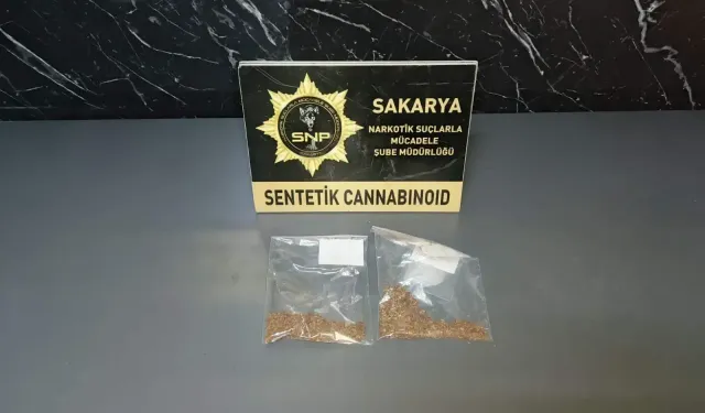 Arifiye'de uyuşturucu operasyonu: 2 şüpheli tutuklandı