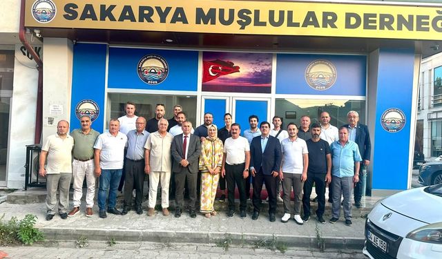 Başkan Karakullukçu’dan Sakarya Muşlular Derneği’ne ziyaret