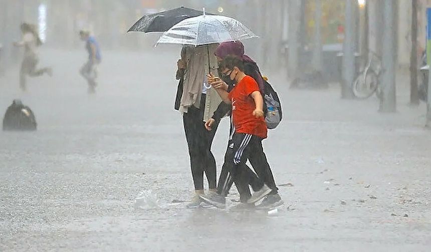 Valilikten kuvvetli yağış uyarısı! Bu saatlere dikkat...