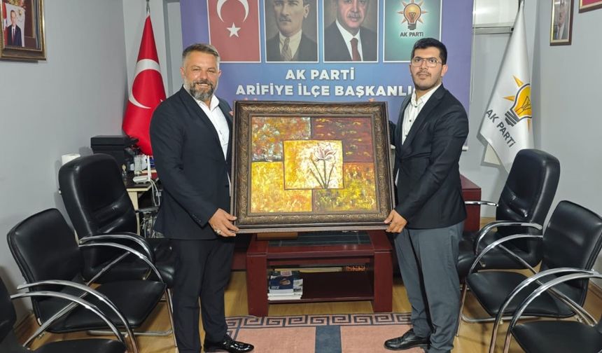 MHP Arifiye İlçeden,  AK Parti İlçe Başkanı Yeşilyurt’a Hayırlı Olsun ziyareti