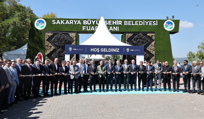 8. Uluslararası Peyzaj, Süs Bitkileri, Bahçe Sanatları ve Ekipmanları Fuarı kapılarını açtı