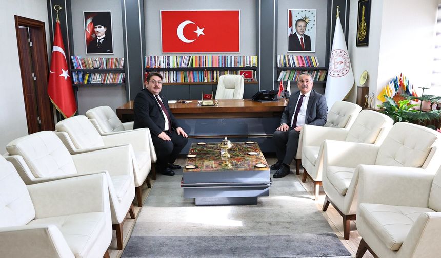 Başkan Karakullukçu'dan İl Milli Eğitim Müdürüne ziyaret