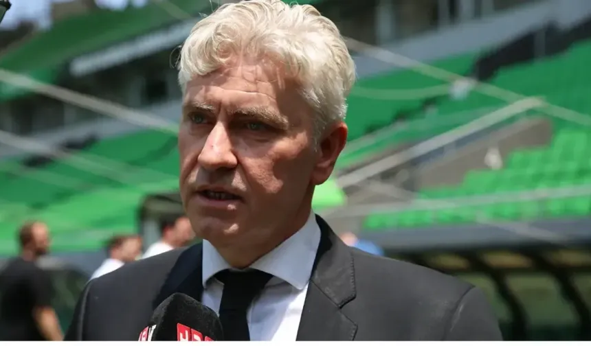 Sakaryaspor Başkanı İstifa Etti