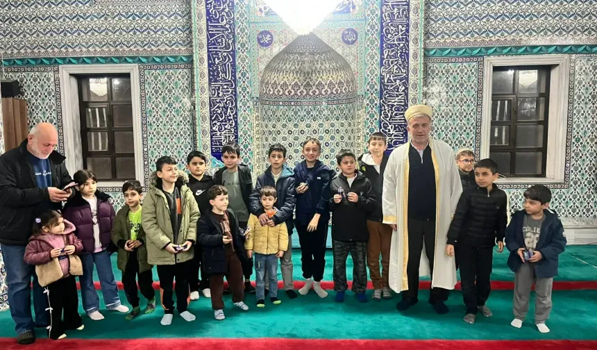 Arifiye Dörtyol Ulu Camii’nde Ramazan coşkusu sürüyor