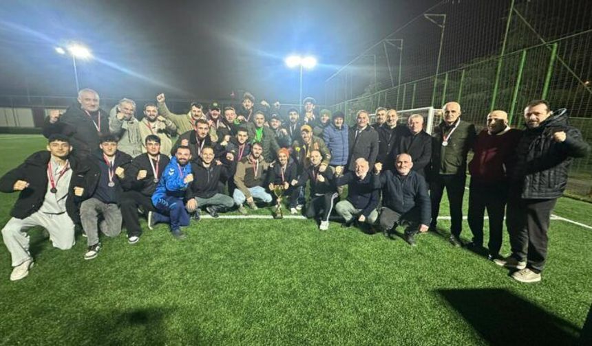 Kışlaçayspor’un kupa merasimi gerçekleşti