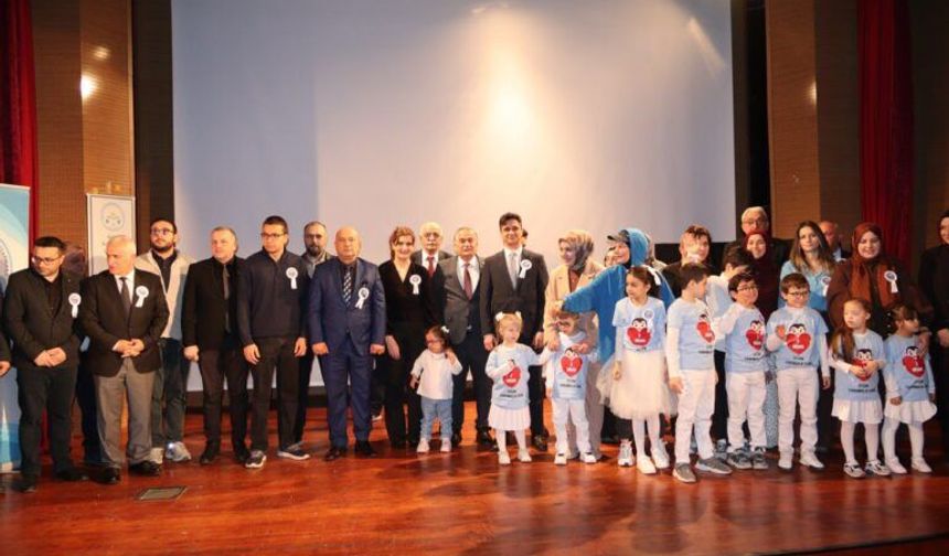İlçemizde 2 Nisan Otizm Farkındalık Günü Programı Gerçekleştirildi