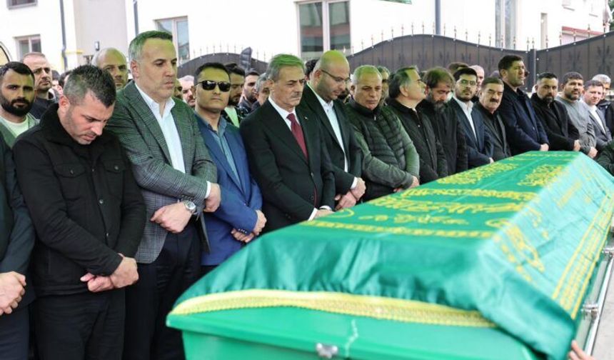 Soner Arik son yolculuğuna uğurlandı