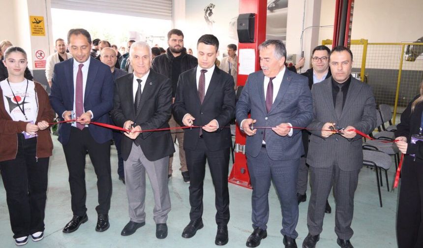 SATSO MTAL’de TÜBİTAK 4006 Bilim Fuarı Gerçekleştirildi