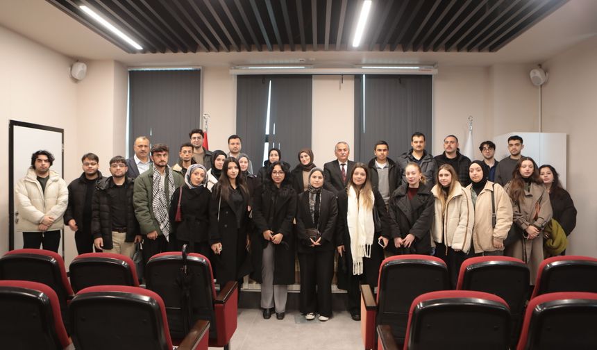 Uluslararası İlişkiler Öğrencilerinden Arifiye Belediyesi’ne Ziyaret