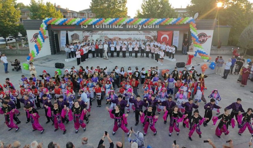 Arifiye’de Halk Oyunları Şenliği Coşkusu Yaşandı