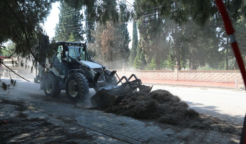Kirazca Mahallesi Okul Sokak’ta Temizlik ve Kaldırım Çalışmaları Sürüyor