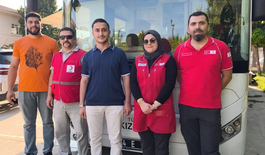 AK Gençlik Arifiye, Kızılay'ın Kan Bağışı Kampanyasına Destek Verdi