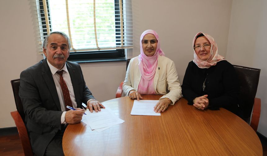 Arifiye Belediyesi’nden Çalışan Çocuklarına Eğitim Desteği