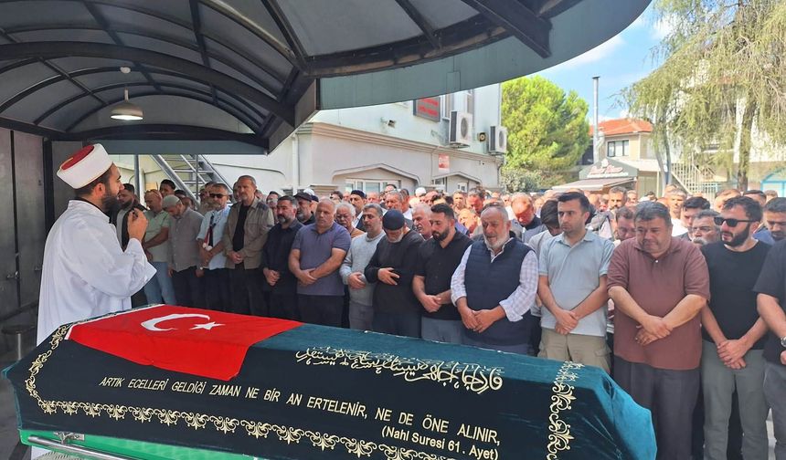 Arifiye’nin sevilen isimlerinden Sezai Ay son yolculuğuna uğurlandı